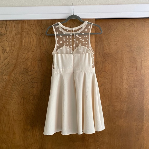 Off white coincidence & chance dress keyhole back - Picture 5 of 5